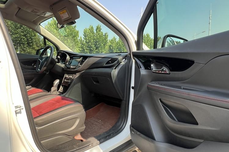 Used Buick Encore 2018 18T Automatic Two-Wheel Drive Urban Elite Model Interior 9