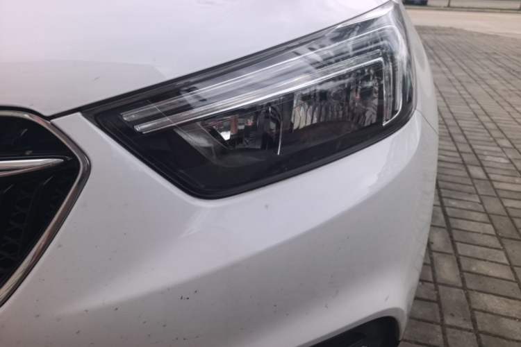 Used Buick Encore 2018 18T Automatic Two-Wheel Drive Urban Leading Model Left Front Headlight