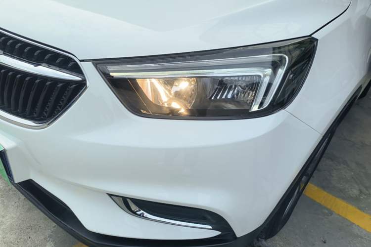 Used Buick Encore 2018 18T Automatic Two-Wheel Drive Urban Leading Model Left Front Headlight