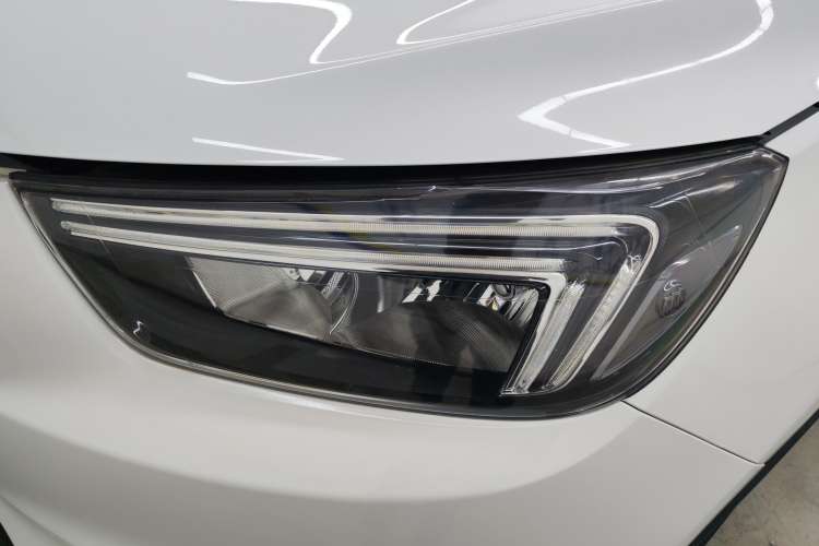 Used Buick Encore 2018 18T Automatic Two-Wheel Drive Urban Leading Model Left Front Headlight