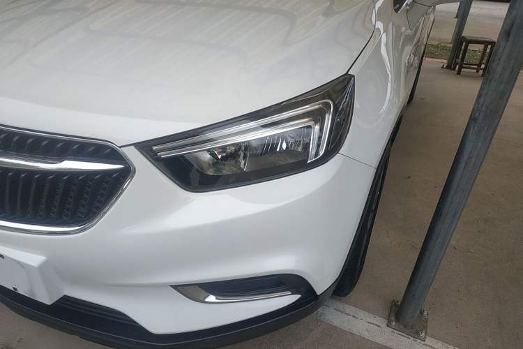 Used Buick Encore 2018 18T Automatic Two-Wheel Drive Urban Leading Model Left Front Headlight