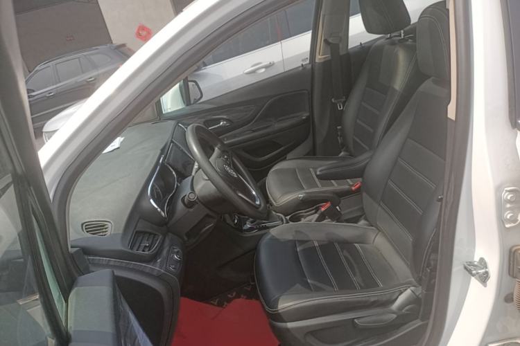 Used Buick Encore 2018 18T Automatic Two-Wheel Drive Urban Leading Model Left Front Seat