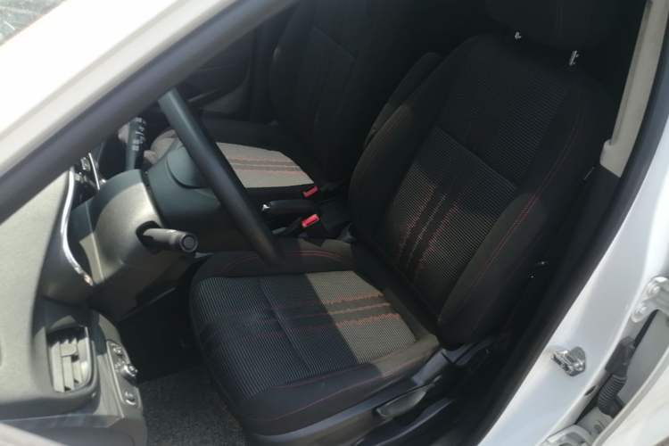 Used Buick Encore 2018 18T Automatic Two-Wheel Drive Urban Leading Model Left Front Seat