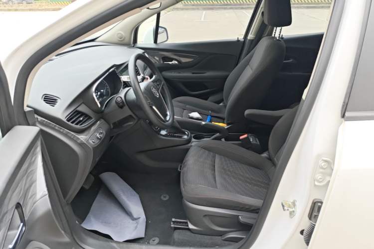 Used Buick Encore 2018 18T Automatic Two-Wheel Drive Urban Leading Model Left Front Seat