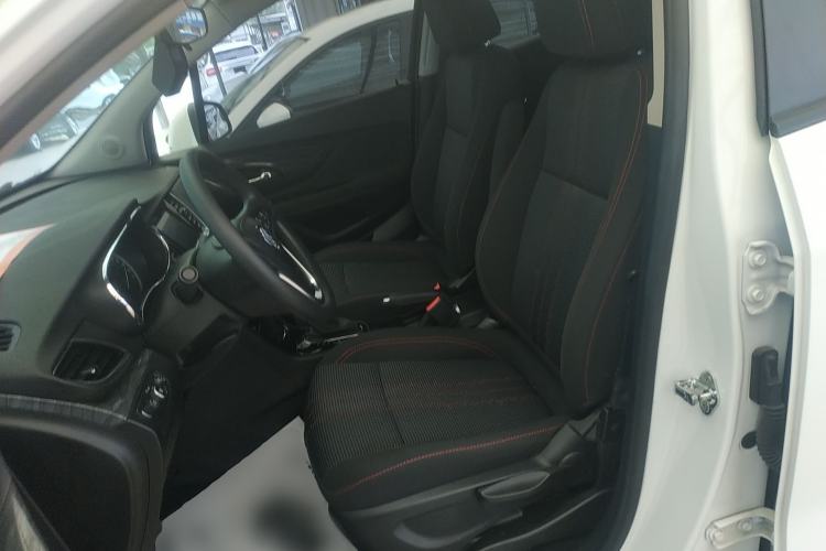 Used Buick Encore 2018 18T Automatic Two-Wheel Drive Urban Leading Model Left Front Seat