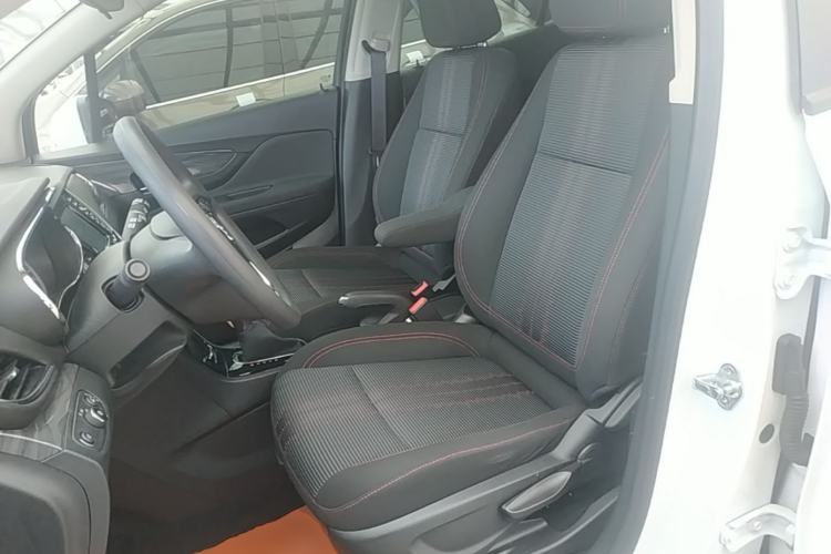Used Buick Encore 2018 18T Automatic Two-Wheel Drive Urban Leading Model Left Front Seat