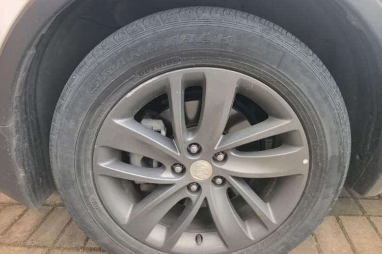 Used Buick Encore 2018 18T Automatic Two-Wheel Drive Urban Leading Model Left Front Wheel Hub