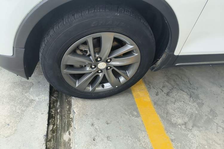 Used Buick Encore 2018 18T Automatic Two-Wheel Drive Urban Leading Model Left Front Wheel Hub