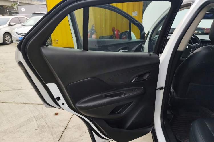Used Buick Encore 2018 18T Automatic Two-Wheel Drive Urban Leading Model Left Rear Door Interior