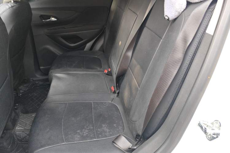 Used Buick Encore 2018 18T Automatic Two-Wheel Drive Urban Leading Model Left Rear Seat