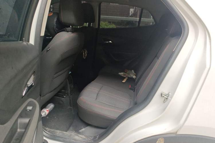 Used Buick Encore 2018 18T Automatic Two-Wheel Drive Urban Leading Model Left Rear Seat