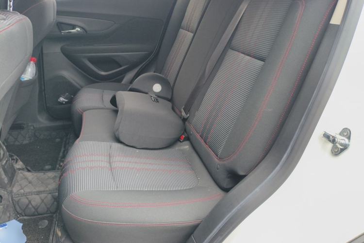Used Buick Encore 2018 18T Automatic Two-Wheel Drive Urban Leading Model Left Rear Seat