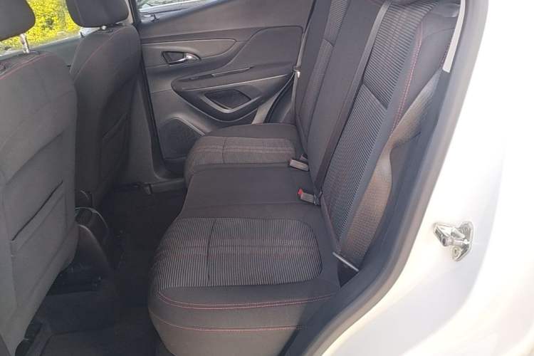 Used Buick Encore 2018 18T Automatic Two-Wheel Drive Urban Leading Model Left Rear Seat