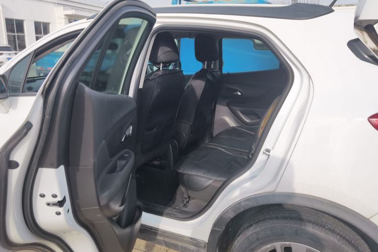 Used Buick Encore 2018 18T Automatic Two-Wheel Drive Urban Leading Model Left Rear Seat