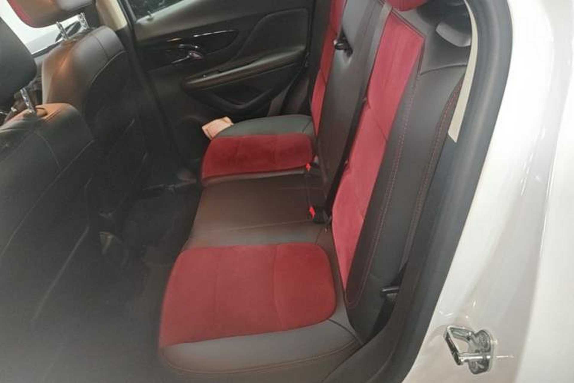 Used Buick Encore 2018 18T Automatic Two-Wheel Drive Urban Elite Model Left Rear Seat