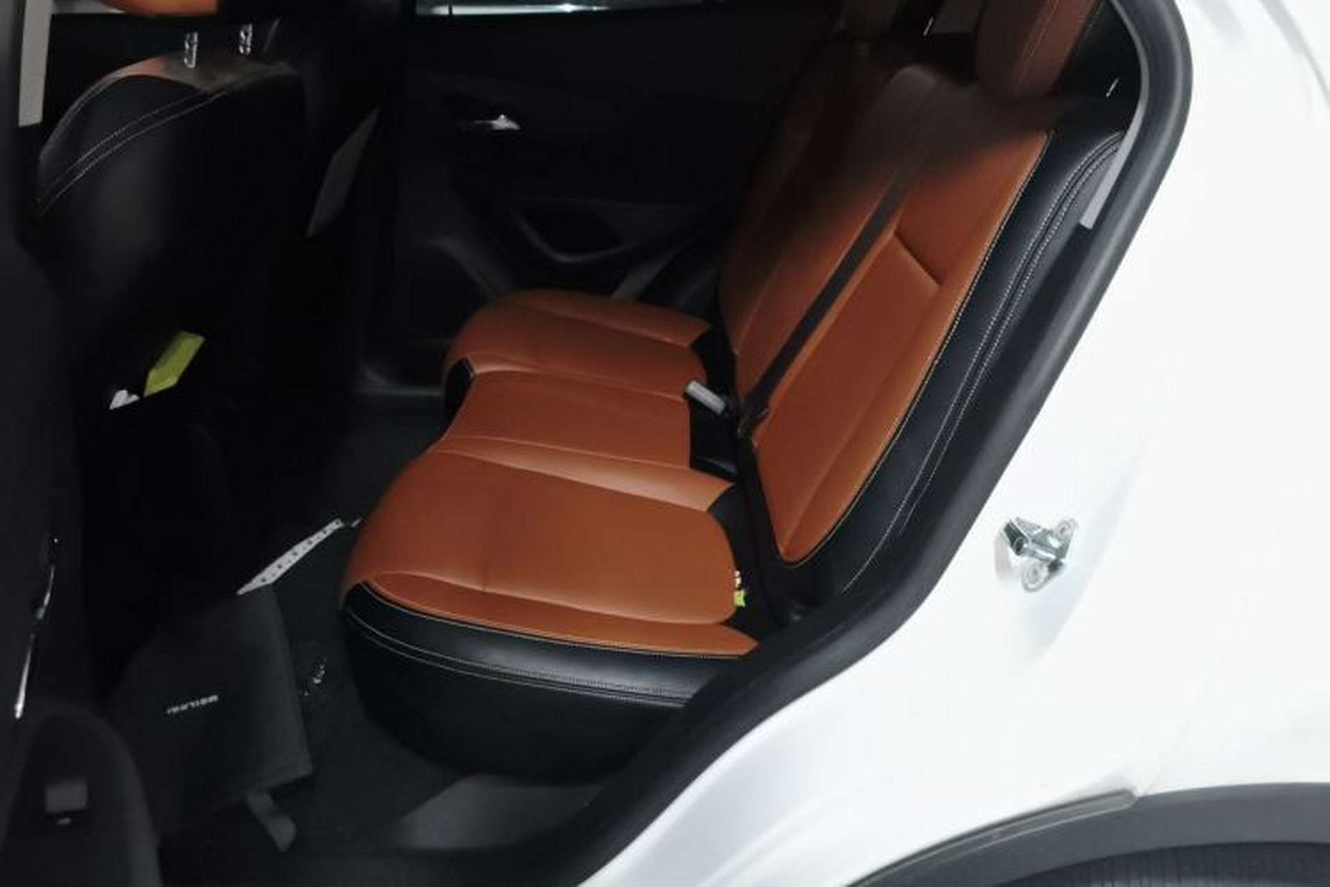 Used Buick Encore 2018 18T Automatic Two-Wheel Drive Urban Leading Model Left Rear Seat