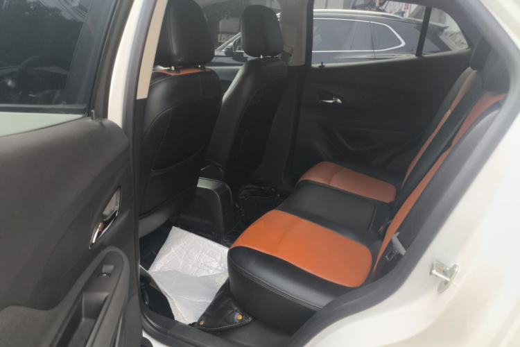 Used Buick Encore 2018 18T Automatic Two-Wheel Drive Urban Leading Model Left Rear Seat