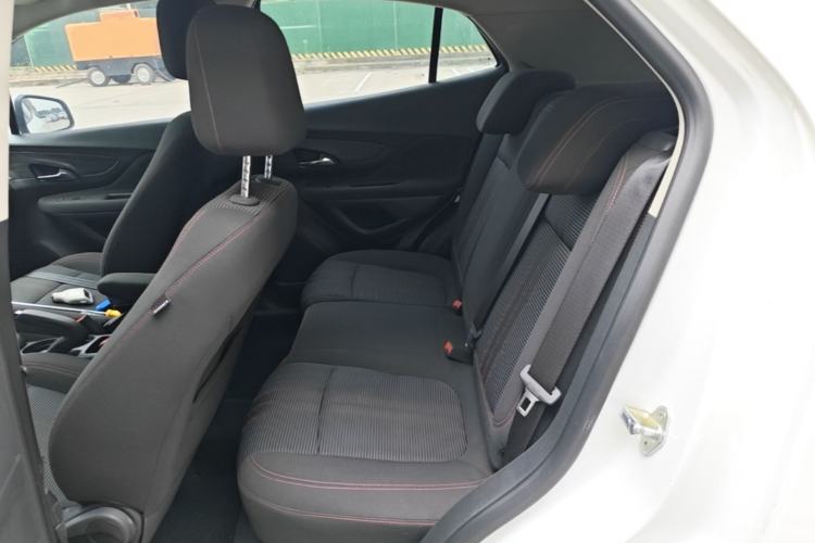 Used Buick Encore 2018 18T Automatic Two-Wheel Drive Urban Leading Model Left Rear Seat