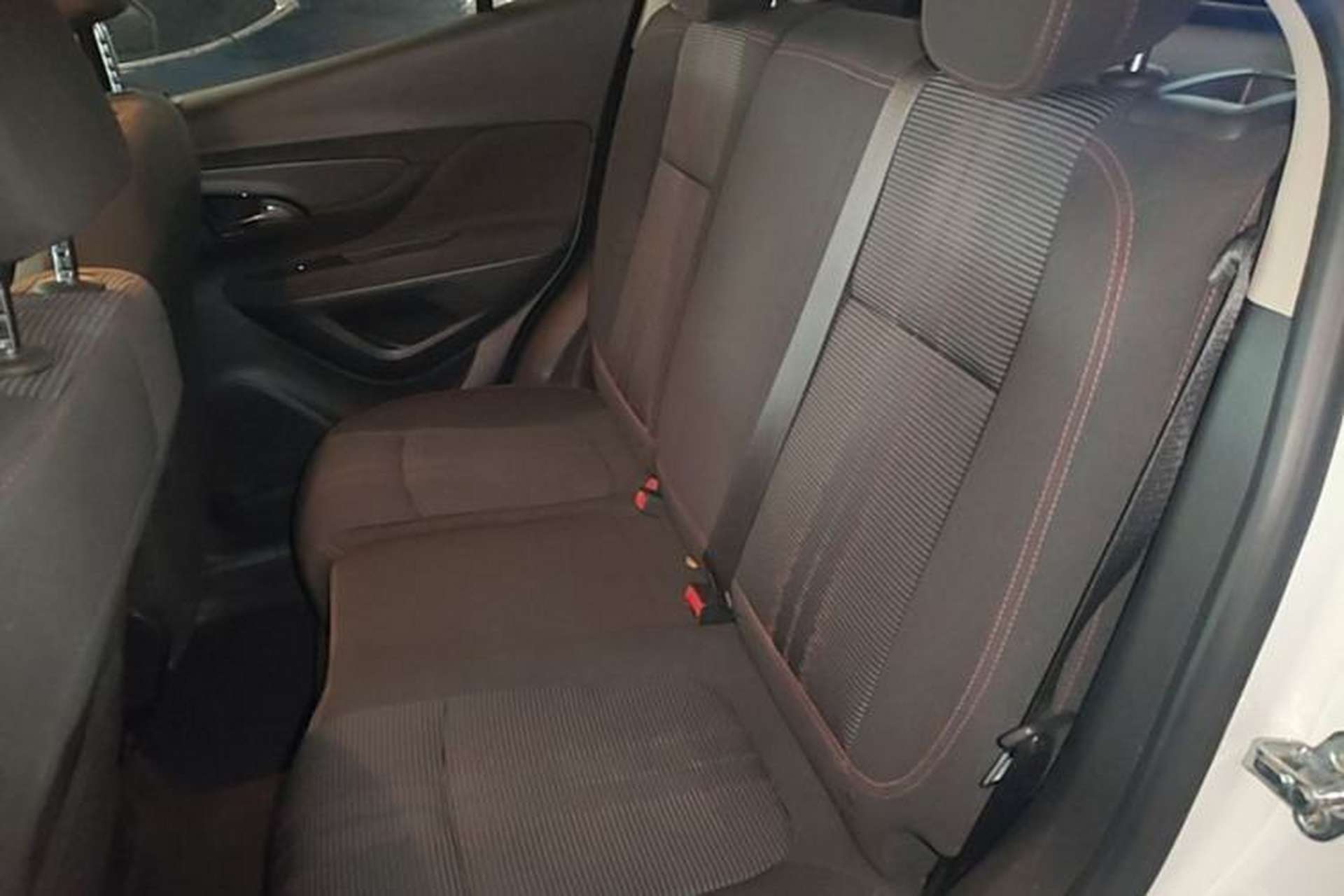 Used Buick Encore 2018 18T Automatic Two-Wheel Drive Urban Leading Model Left Rear Seat