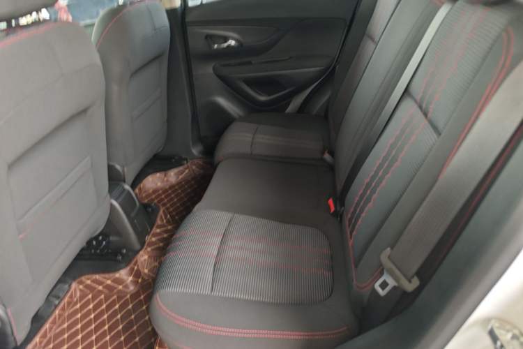 Used Buick Encore 2018 18T Automatic Two-Wheel Drive Urban Leading Model Left Rear Seat