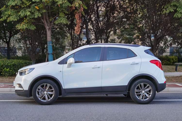 Used Buick Encore 2018 18T Automatic Two-Wheel Drive Urban Leading Model Left Side