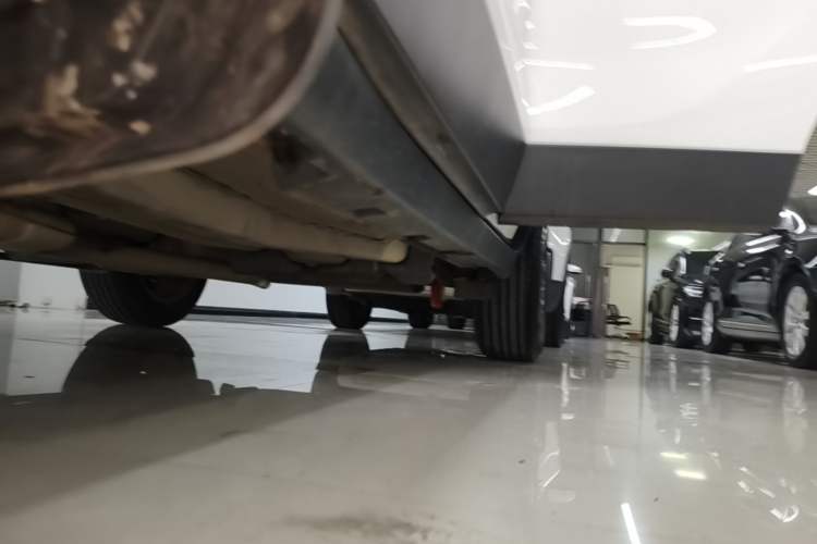 Used Buick Encore 2018 18T Automatic Two-Wheel Drive Urban Fashion Model Left Side Sill