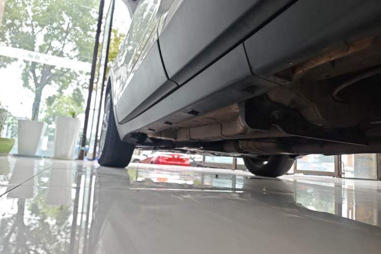 Used Buick Encore 2018 18T Automatic Two-Wheel Drive Urban Leading Model Left Side Sill