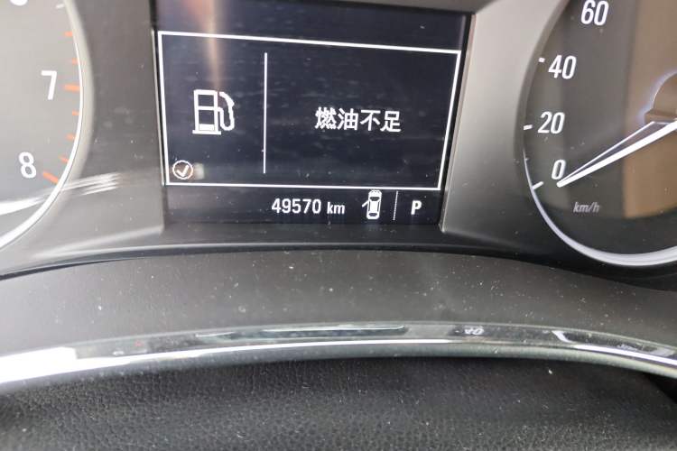 Used Buick Encore 2018 18T Automatic Two-Wheel Drive Urban Leading Model Odometer Close Up