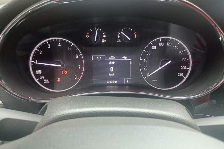 Used Buick Encore 2018 18T Automatic Two-Wheel Drive Urban Leading Model Odometer Close Up