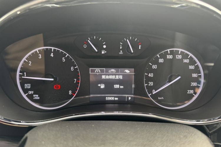 Used Buick Encore 2018 18T Automatic Two-Wheel Drive Urban Leading Model Odometer Close Up