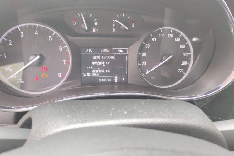 Used Buick Encore 2018 18T Automatic Two-Wheel Drive Urban Leading Model Odometer Close Up
