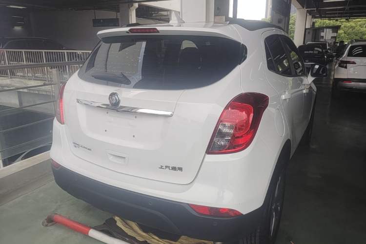 Used Buick Encore 2018 18T Automatic Two-Wheel Drive Urban Leading Model Rear Right 45 Deg