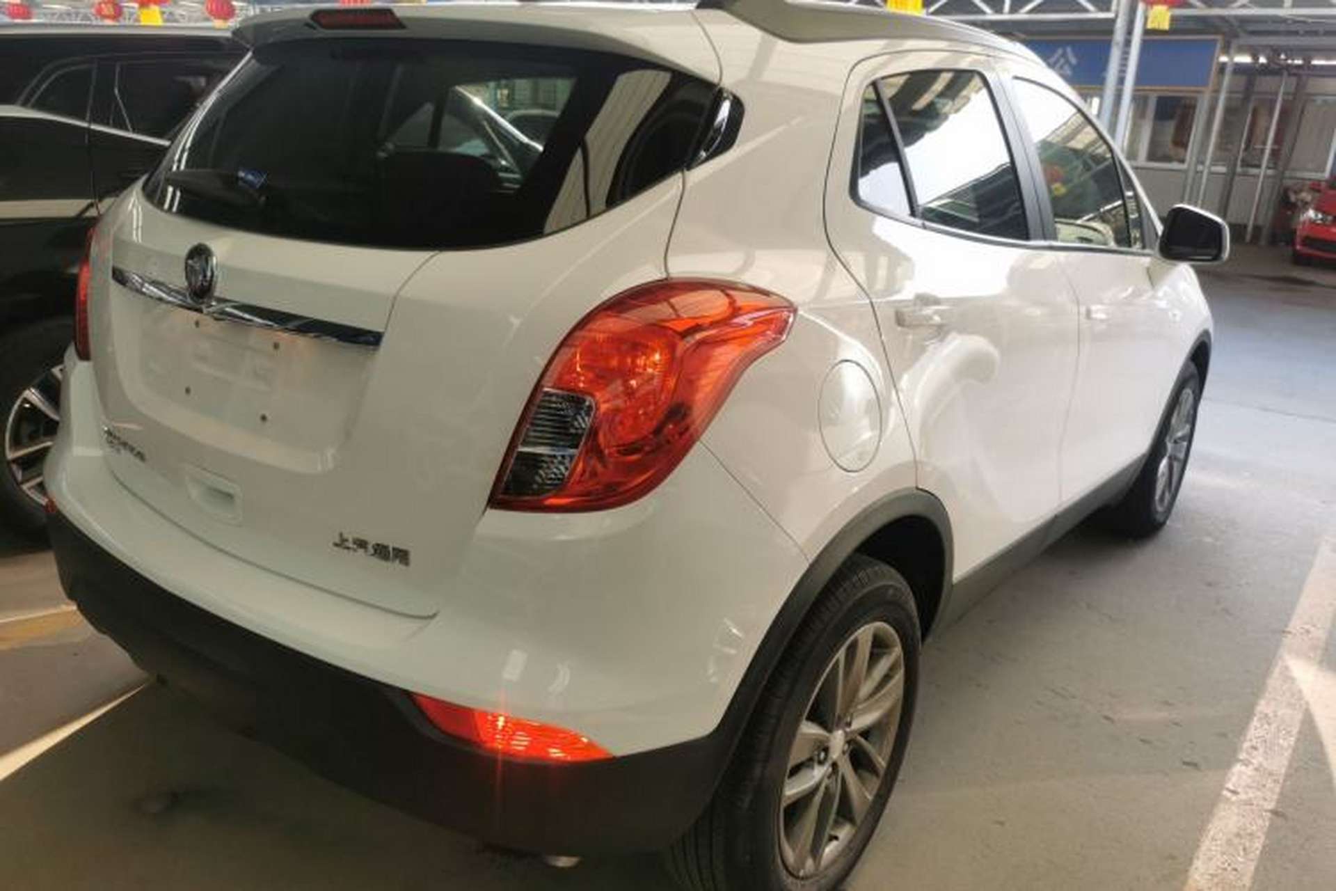 Used Buick Encore 2018 18T Automatic Two-Wheel Drive Urban Leading Model Rear Right 45 Deg