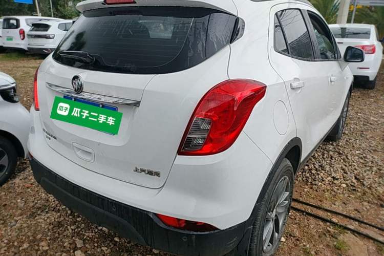 Used Buick Encore 2018 18T Automatic Two-Wheel Drive Urban Fashion Model Rear Right 45 Deg