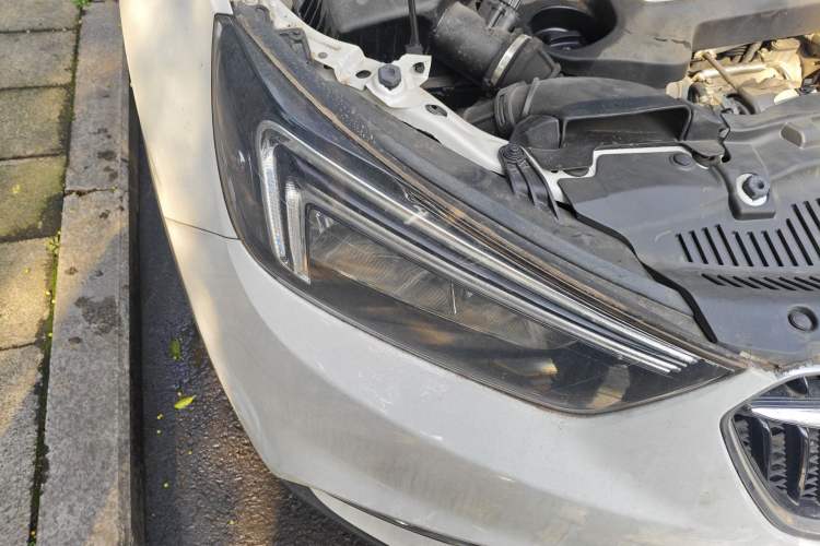 Used Buick Encore 2018 18T Automatic Two-Wheel Drive Urban Leading Model Right Front Headlight