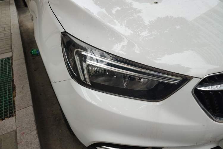 Used Buick Encore 2018 18T Automatic Two-Wheel Drive Urban Leading Model Right Front Headlight
