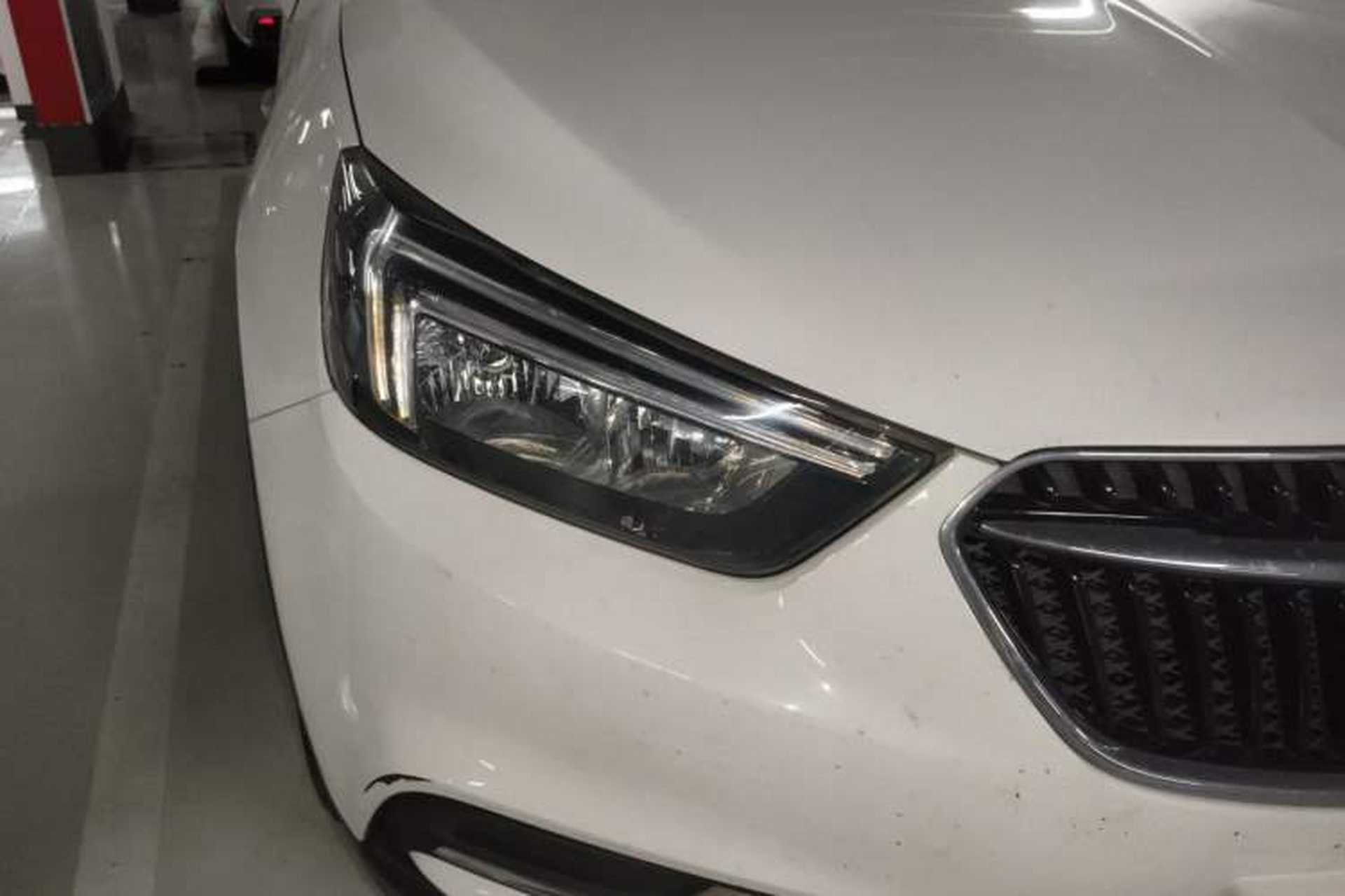 Used Buick Encore 2018 18T Automatic Two-Wheel Drive Urban Leading Model Right Front Headlight