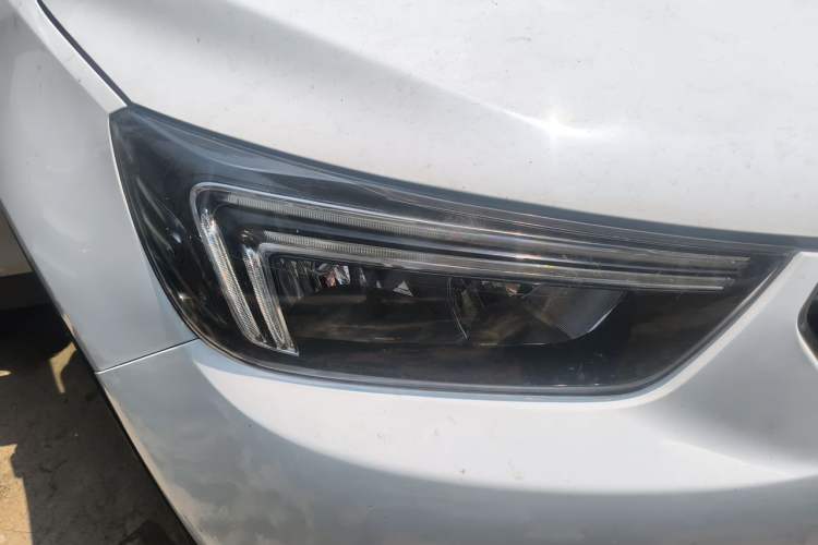 Used Buick Encore 2018 18T Automatic Two-Wheel Drive Urban Leading Model Right Front Headlight