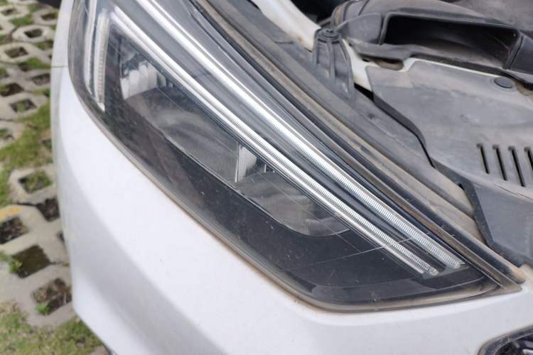 Used Buick Encore 2018 18T Automatic Two-Wheel Drive Urban Leading Model Right Front Headlight