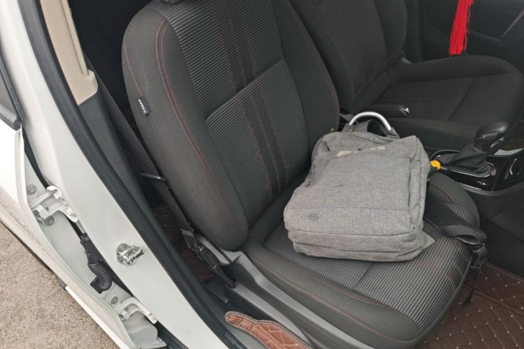 Used Buick Encore 2018 18T Automatic Two-Wheel Drive Urban Leading Model Right Front Seat