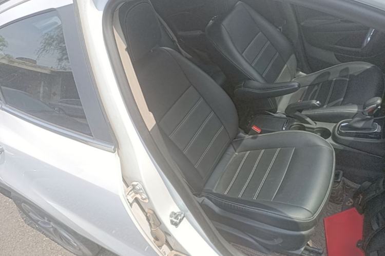 Used Buick Encore 2018 18T Automatic Two-Wheel Drive Urban Leading Model Right Front Seat