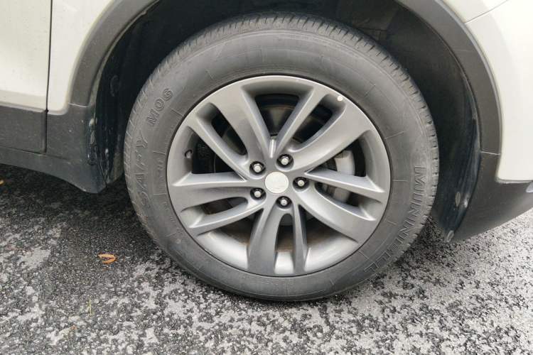 Used Buick Encore 2018 18T Automatic Two-Wheel Drive Urban Leading Model Right Front Wheel Hub
