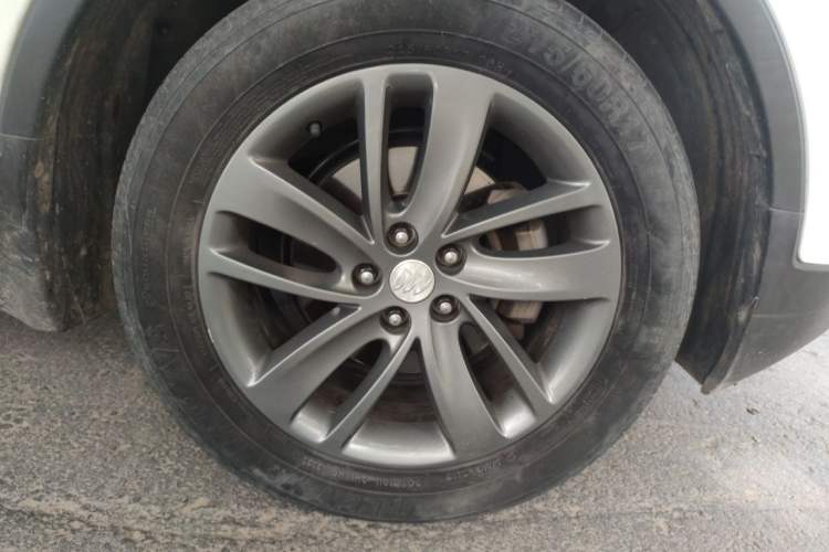 Used Buick Encore 2018 18T Automatic Two-Wheel Drive Urban Leading Model Right Front Wheel Hub