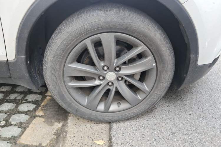 Used Buick Encore 2018 18T Automatic Two-Wheel Drive Urban Leading Model Right Front Wheel Hub
