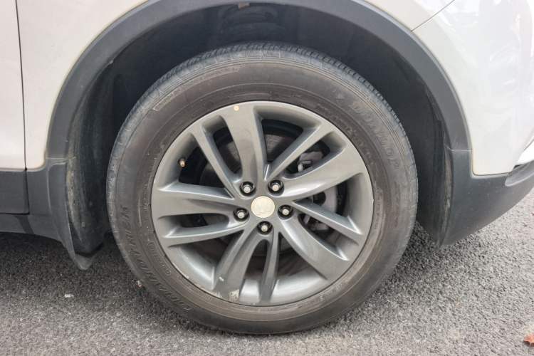 Used Buick Encore 2018 18T Automatic Two-Wheel Drive Urban Leading Model Right Front Wheel Hub