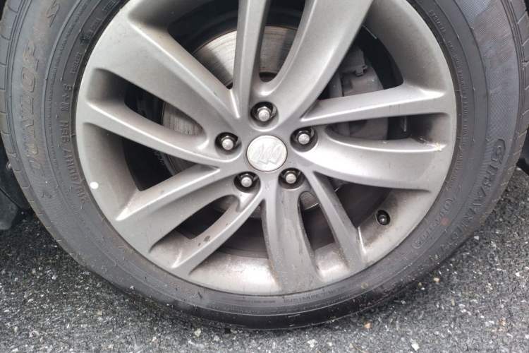 Used Buick Encore 2018 18T Automatic Two-Wheel Drive Urban Leading Model Right Front Wheel Hub