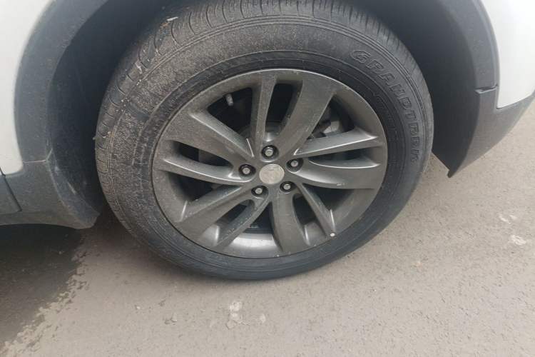 Used Buick Encore 2018 18T Automatic Two-Wheel Drive Urban Leading Model Right Front Wheel Hub