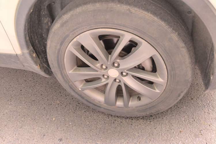 Used Buick Encore 2018 18T Automatic Two-Wheel Drive Urban Leading Model Right Front Wheel Hub