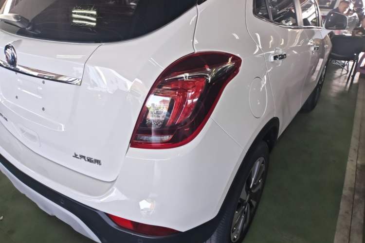 Used Buick Encore 2018 18T Automatic Two-Wheel Drive Urban Elite Model Right Rear Taillight