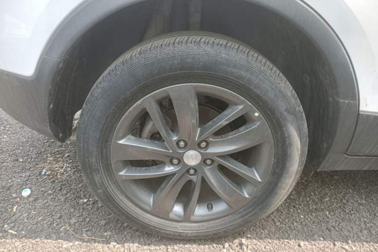 Used Buick Encore 2018 18T Automatic Two-Wheel Drive Urban Leading Model Right Rear Wheel Hub